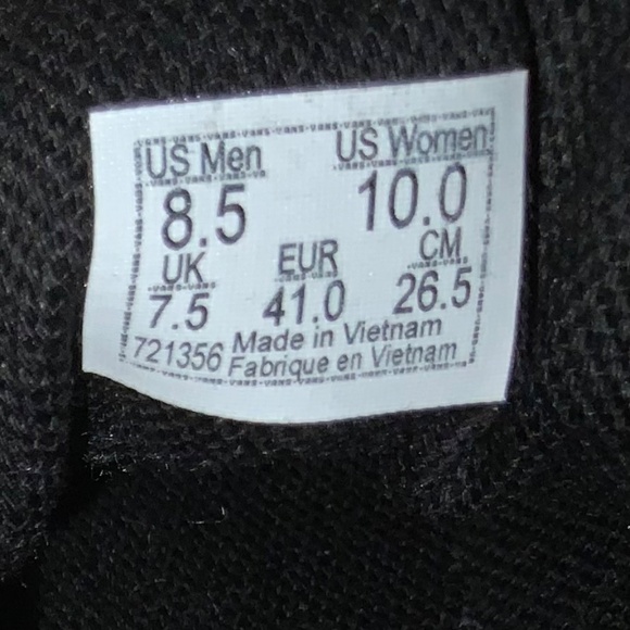 Vans Black Rubber Gum Sneaker 10 women’s 8.5 men’s - Picture 4 of 9